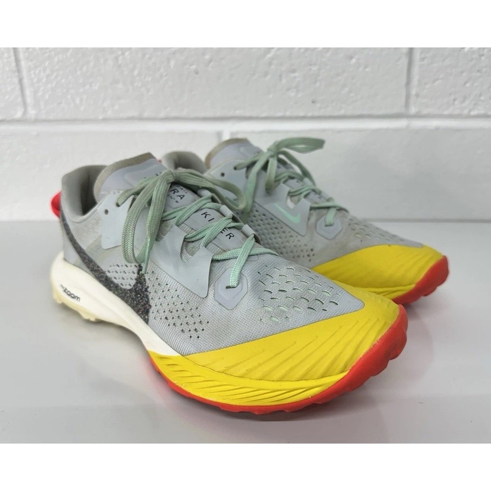 Nike Air Zoom Terra Kiger 6 Aura Trail Running Shoes / Womens 7